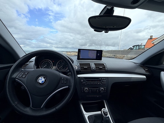 BMW 116i 5 of 6