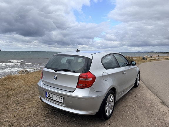 BMW 116i 2 of 6