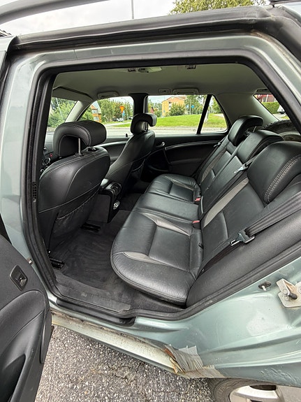Saab 9-5 6 of 8