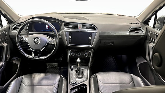 Volkswagen Tiguan 4 of 18