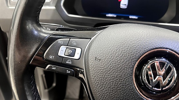 Volkswagen Tiguan 13 of 18