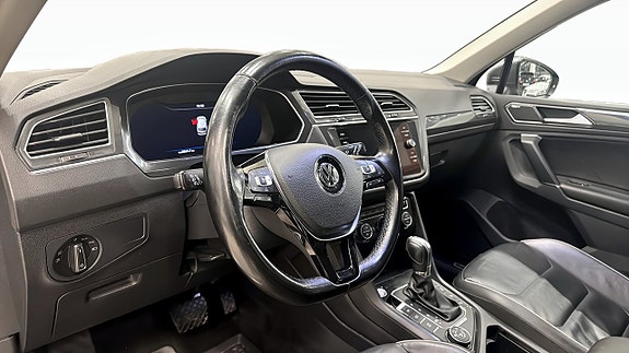 Volkswagen Tiguan 12 of 18