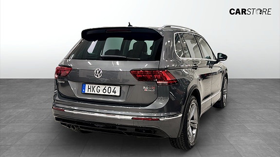 Volkswagen Tiguan 2 of 18