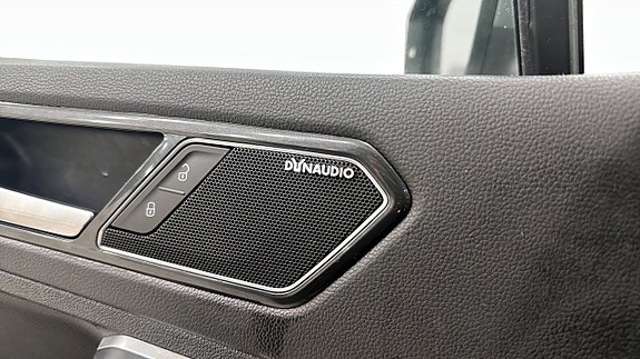 Volkswagen Tiguan 14 of 18