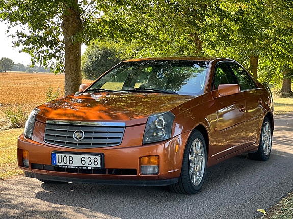 Cadillac CTS 2 of 15