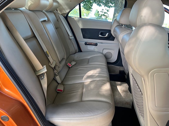 Cadillac CTS 11 of 15