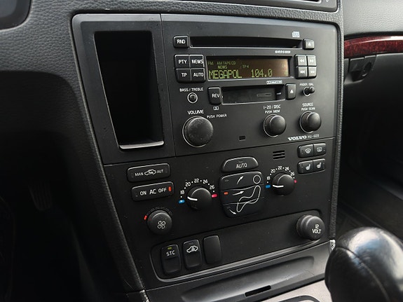 Volvo V70 17 of 21