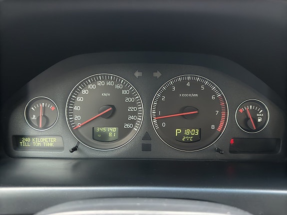 Volvo V70 14 of 21