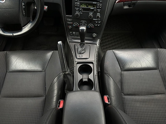 Volvo V70 16 of 21