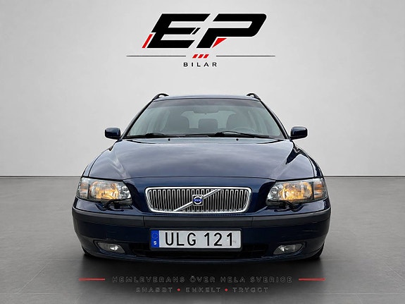 Volvo V70 2 of 21