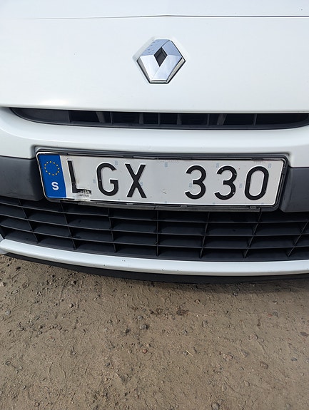 Renault Clio 12 of 16