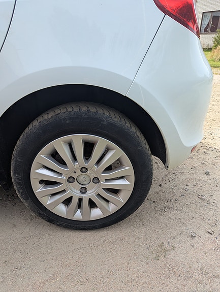 Renault Clio 16 of 16