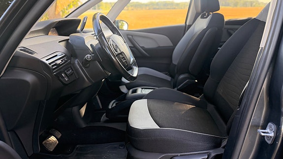 Citroen Grand C4 Picasso 9 of 19