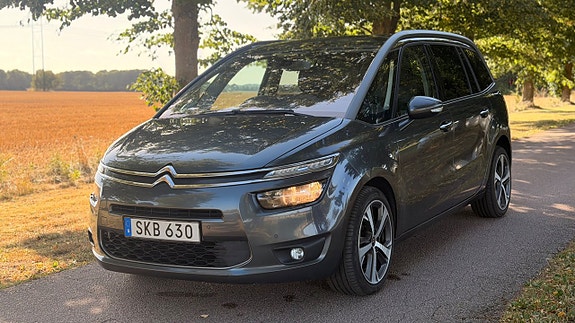 Citroen Grand C4 Picasso 2 of 19