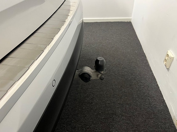 Volvo XC60 10 of 25