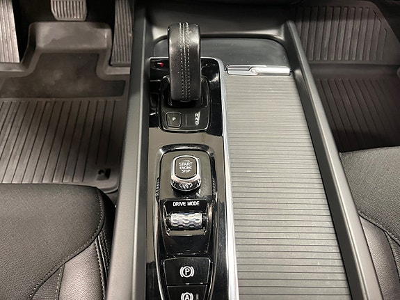 Volvo XC60 18 of 25