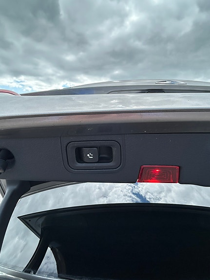 Mercedes-Benz A250 e 11 of 13
