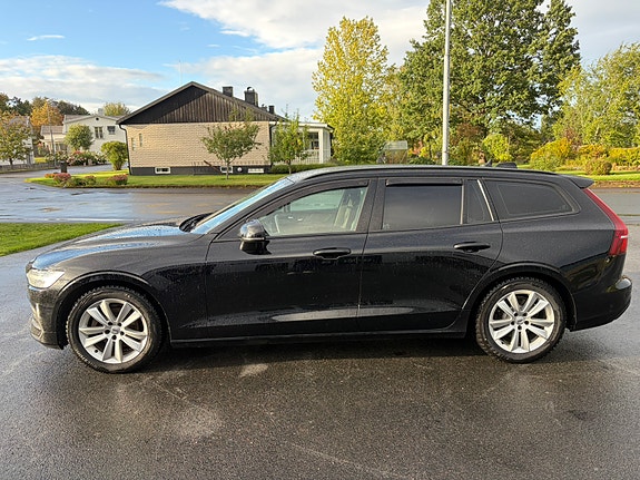 Volvo V60 3 of 17