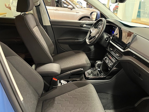 Volkswagen T-Cross 12 of 18