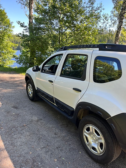 Dacia Duster 3 of 8