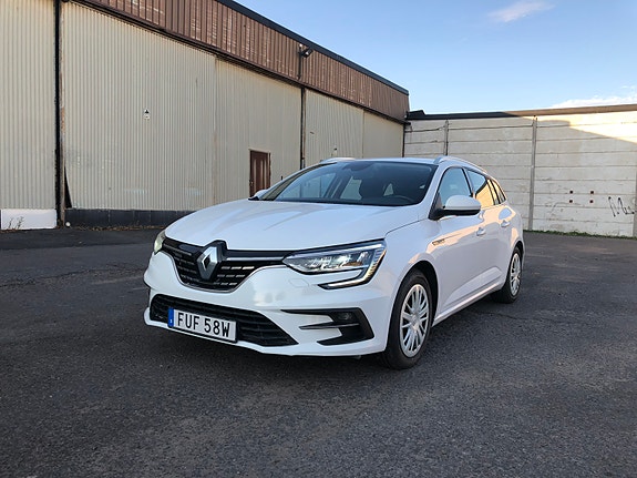 Renault Megane IV 17 of 17
