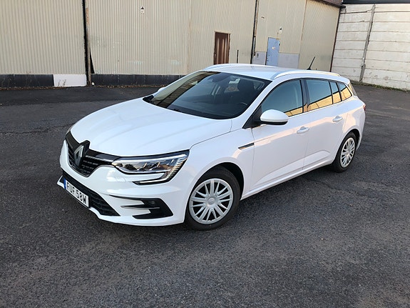 Renault Megane IV 2 of 17
