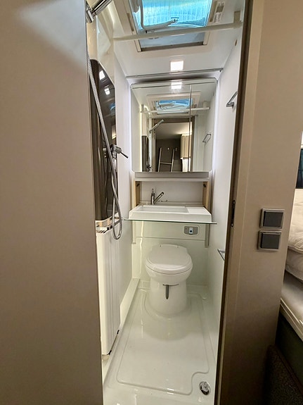 Adria Alpina 753hk 10 of 11
