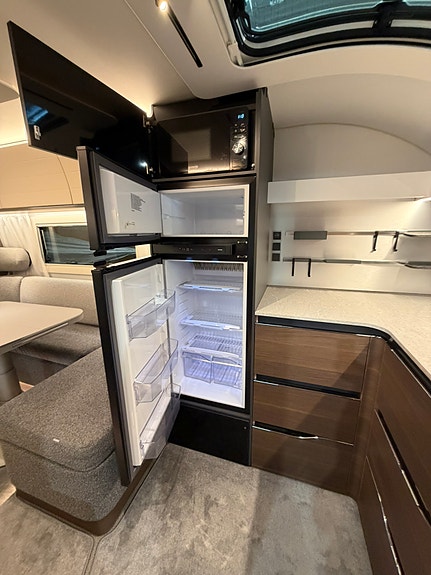 Adria Alpina 753hk 5 of 11