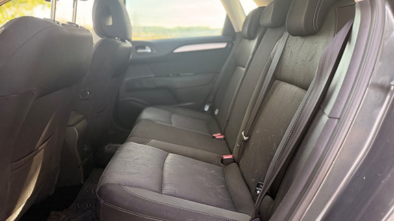 Citroen C4 13 of 16