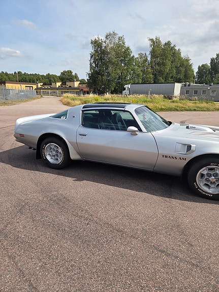 Pontiac Firebird 3 of 15