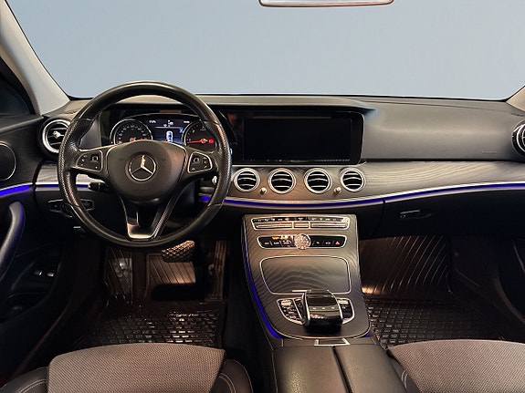 Mercedes-Benz E220 d 8 of 18