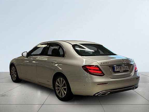 Mercedes-Benz E220 d 5 of 18