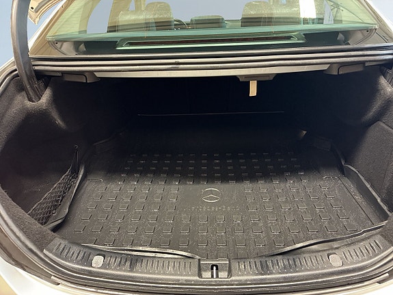 Mercedes-Benz E220 d 12 of 18