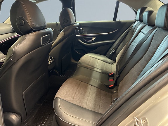 Mercedes-Benz E220 d 13 of 18
