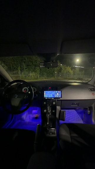Volvo V50 7 of 9