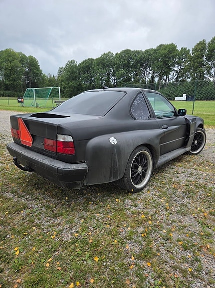 BMW 525tds 4 of 5
