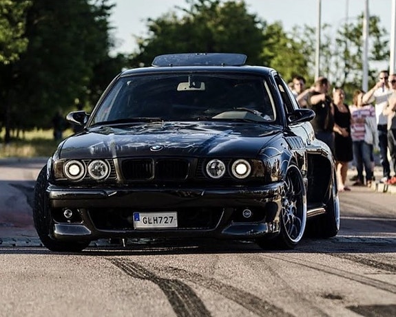 BMW 525tds 5 of 5
