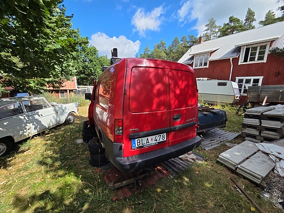 Opel Combo 8 of 12