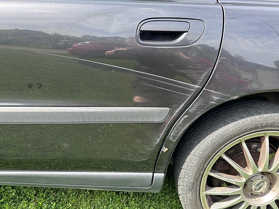 Volvo V70 7 of 13