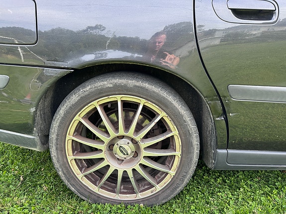 Volvo V70 10 of 13