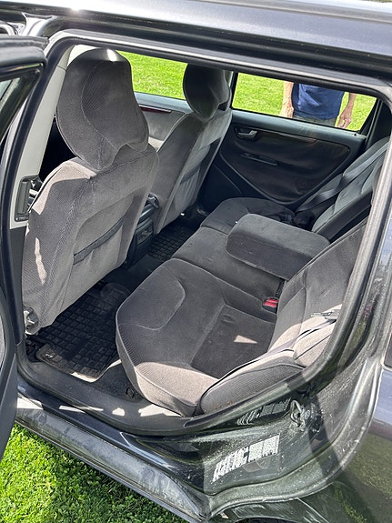 Volvo V70 13 of 13