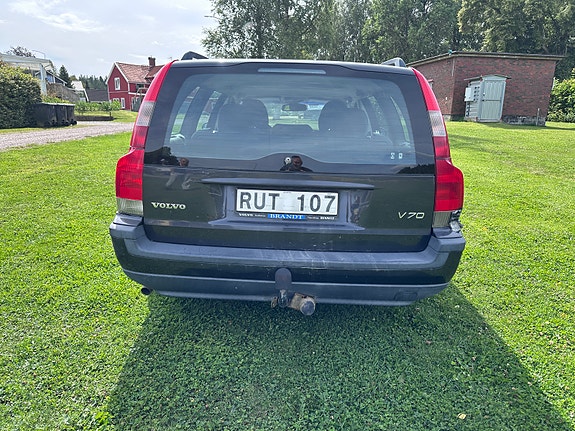 Volvo V70 5 of 13