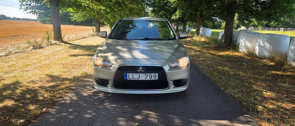Mitsubishi Lancer 6 of 18