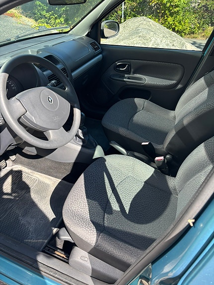Renault Clio 2 of 5