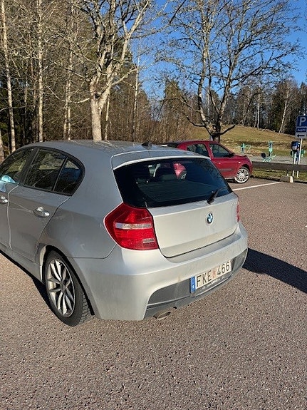 BMW 120d 3 of 7