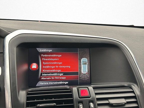 Volvo XC60 21 of 30