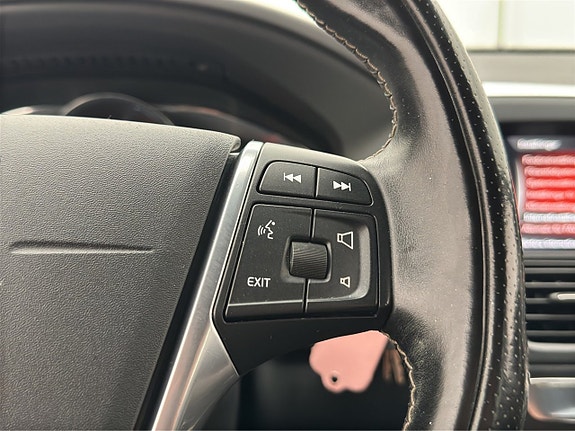 Volvo XC60 15 of 30