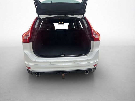 Volvo XC60 27 of 30