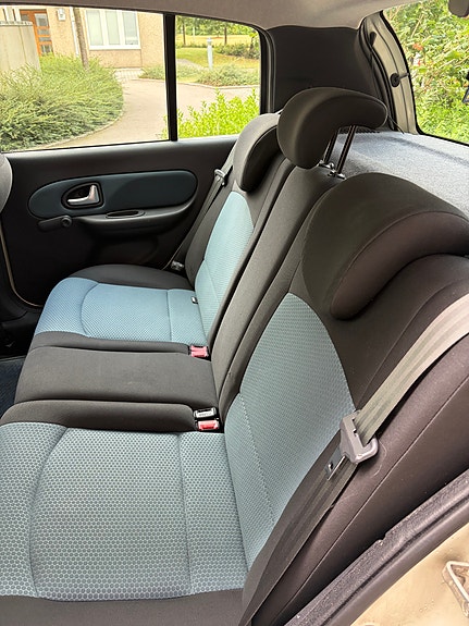Renault Clio 7 of 8
