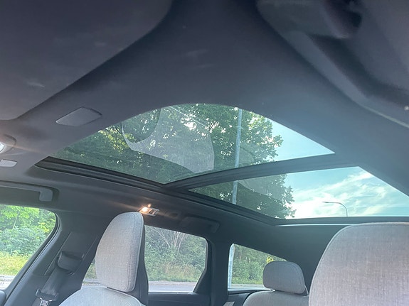 Volvo V90 17 of 29